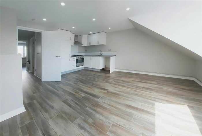 1 Bedroom Flat To Rent In Victoria Quay, Swansea, SA1