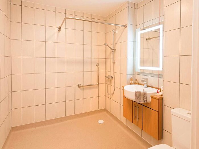 1 Bedroom Flat To Rent In Greaves Road, Lancaster, LA1