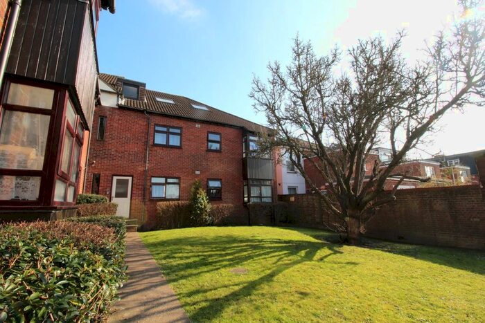 1 Bedroom Flat To Rent In Bullar Road, Southampton, SO18