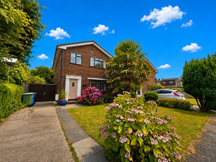 4 Bedroom Detached House For Sale In Willow Place, Elswick, PR4