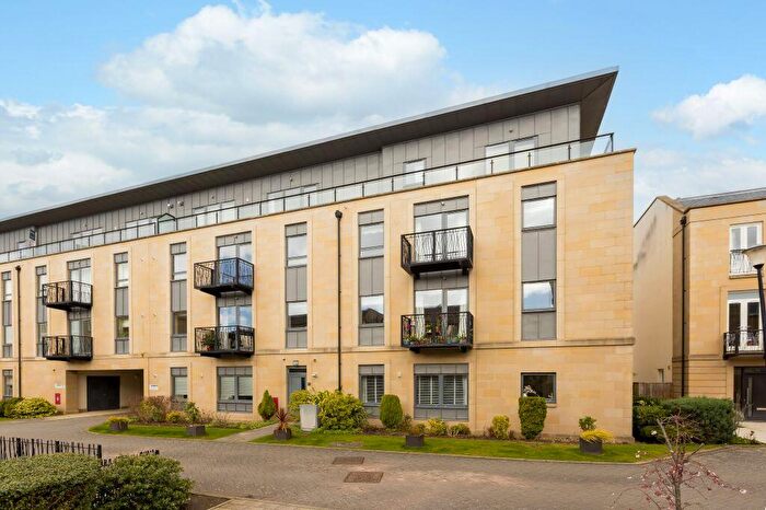 3 Bedroom Flat For Sale In Flat, Larkfield Gardens, Trinity, Edinburgh, EH5