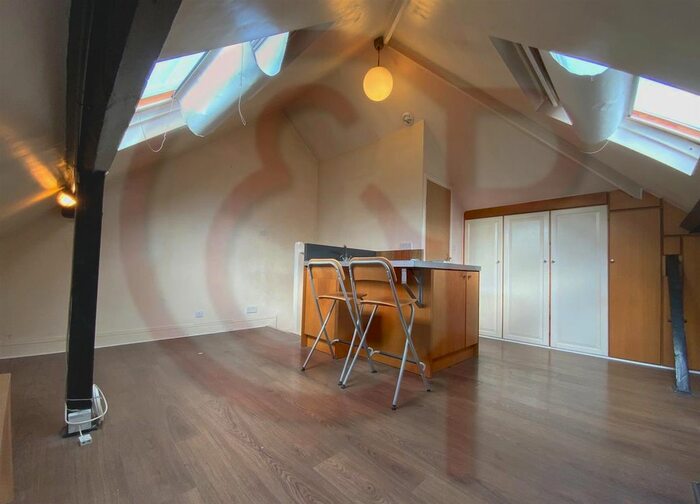 Studio To Rent In Gunnersbury Gardens, Acton, W3