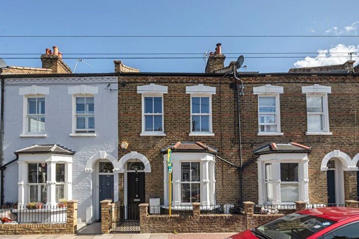 4 Bedroom Property To Rent In Sudlow Road, Wandsworth, London, SW18