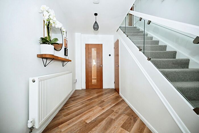 4 Bedroom Detached House For Sale In Montague Road, Woodlands, Rugby, CV22
