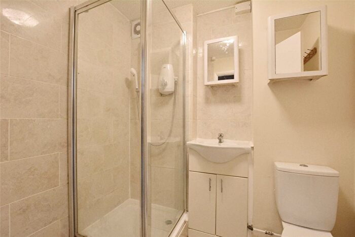 2 Bedroom End Of Terrace House To Rent In Crosslet Vale, London, SE10