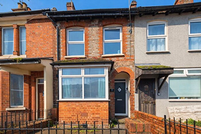 2 Bedroom Terraced House For Sale In Oxford Road, Reading, Berkshire, RG30