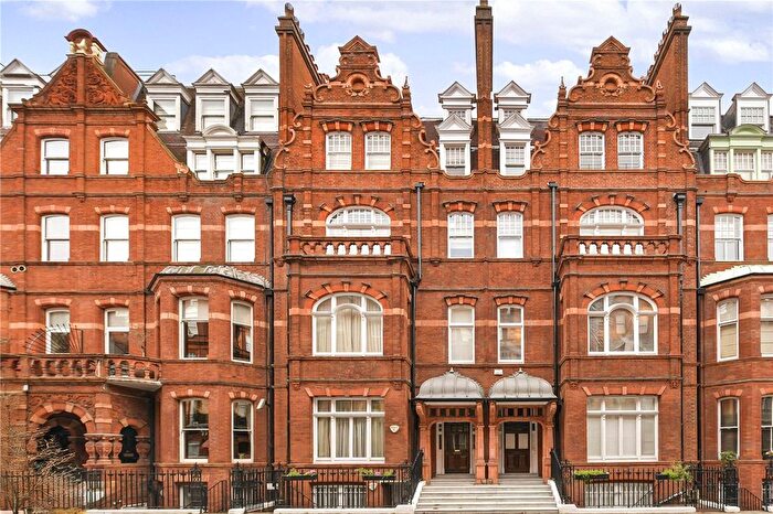 1 Bedroom Flat For Sale In Draycott Place, Chelsea, London, SW3