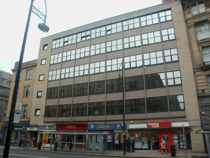 2 Bedroom Apartment To Rent In Ivebridge House, Market Street, Bradford, BD1