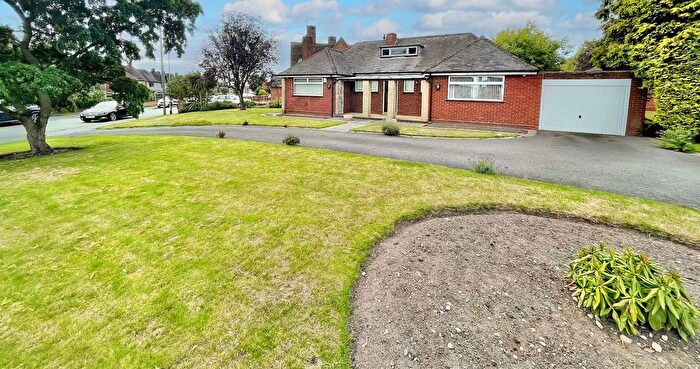 2 Bedroom Detached Bungalow For Sale In Hatherton Road, Shoal Hill, Cannock, Staffordshire, WS11
