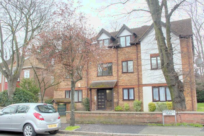 1 Bedroom Flat To Rent In Dagnall Park, London, SE25
