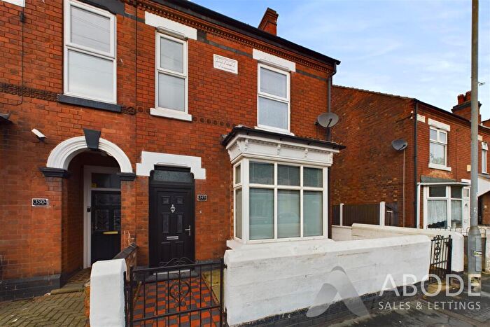 3 Bedroom Semi-Detached House For Sale In Shobnall Street, Burton On Trent, DE14