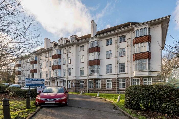 2 Bedroom Flat To Rent In Hanger Lane, London, W5