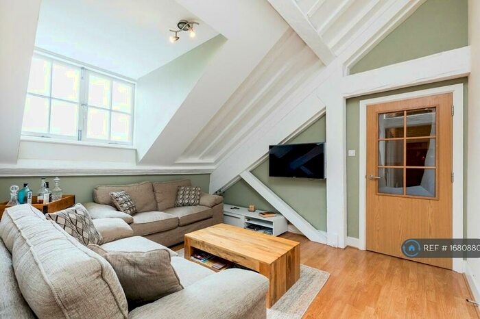 1 Bedroom Flat To Rent In The Vulcan, Portsmouth, PO1