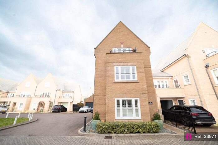 5 Bedroom Detached House For Sale In Gunners Rise, Shoebury Garrison, Southend, SS3