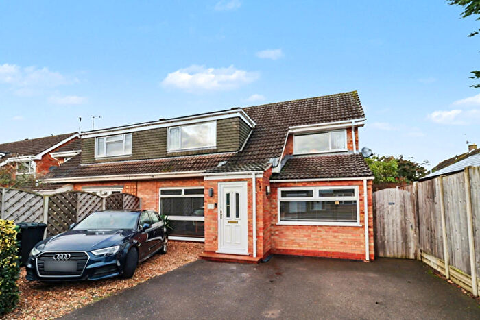 4 Bedroom Semi Detached House For Sale In King's Lynn, Norfolk, PE30