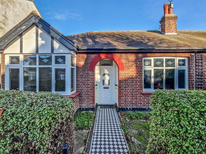 2 Bedroom Semi-Detached Bungalow For Sale In St. Benets Road, Southend-on-Sea, SS2