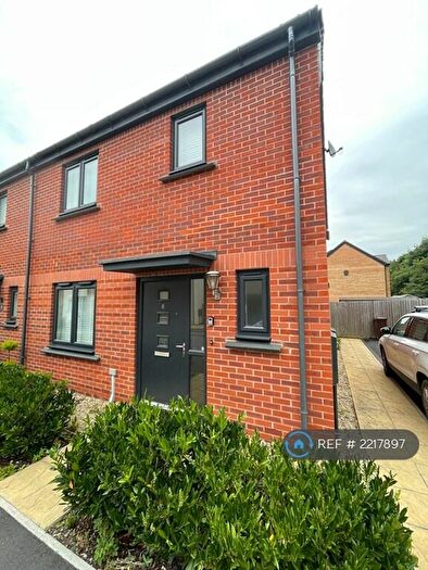 3 Bedroom Semi-Detached House To Rent In Bligh Bond Road, Glastonbury, BA6