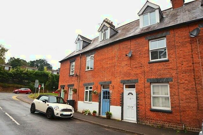 3 Bedroom House To Rent In Bedroom Terraced House In Godalming, GU7