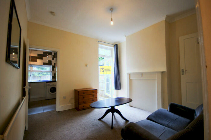 2 Bedroom Terraced House To Rent In Harborne Park Road - Student Property, B17