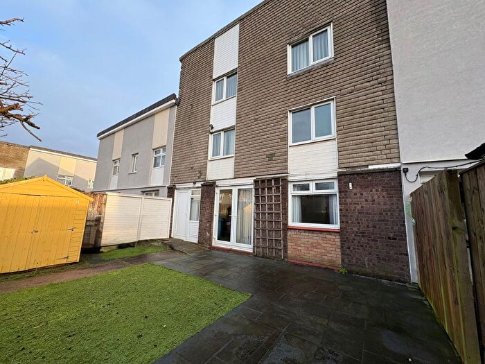 5 Bedroom Terraced House For Sale In Stroud Crescent West, Bransholme, Hull, HU7