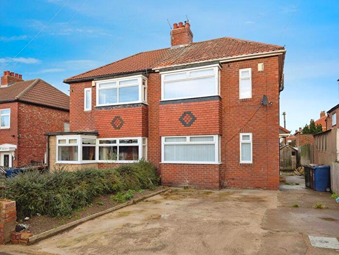 3 Bedroom Semi Detached House For Sale In Hadstone Place, North Fenham, Newcastle Upon Tyne, NE5