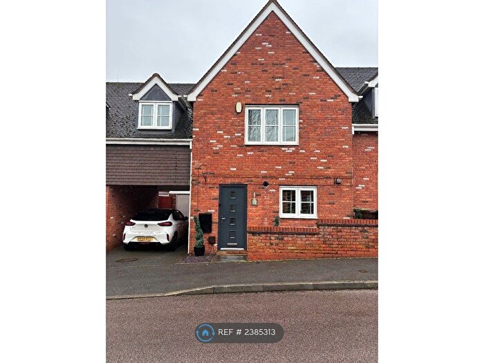 3 Bedroom Semi-Detached House To Rent In Grovefield Crescent, Balsall Common, Coventry, CV7