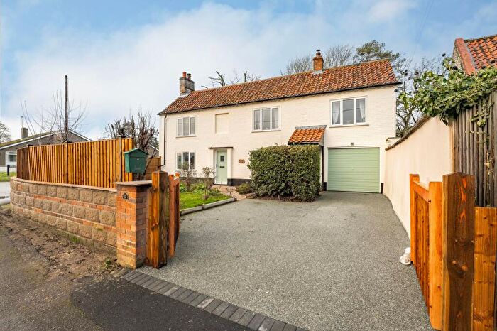 3 Bedroom Detached House For Sale In Church Lane, Northwold, IP26