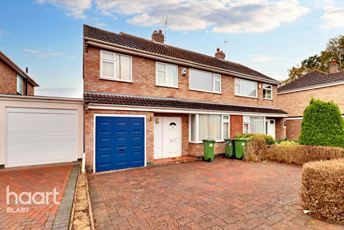 4 Bedroom Semi-Detached House For Sale In Southway, Leicester, LE8