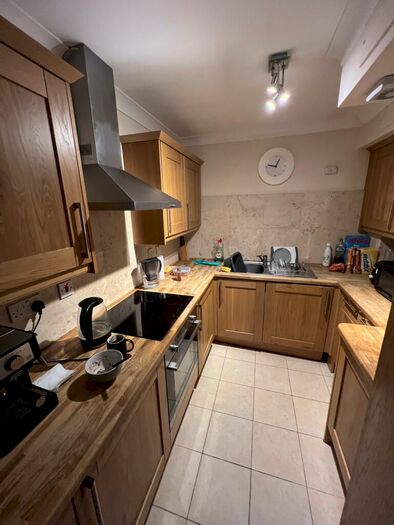 2 Bedroom Apartment To Rent In South Bank Otterburn Villas, Newcastle Upon Tyne, Tyne And Wear, NE2