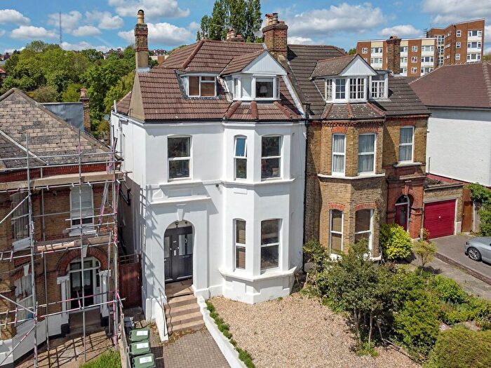 2 Bedroom Flat To Rent In Devonshire Road, London, SE23