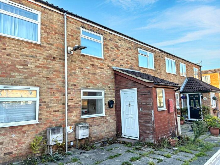 2 Bedroom Terraced House For Sale In Rokescroft, Basildon, Essex, SS13