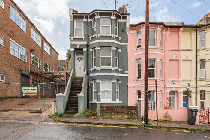 3 Bedroom Terraced House To Rent In Gladstone Place (Top), Brighton, BN2