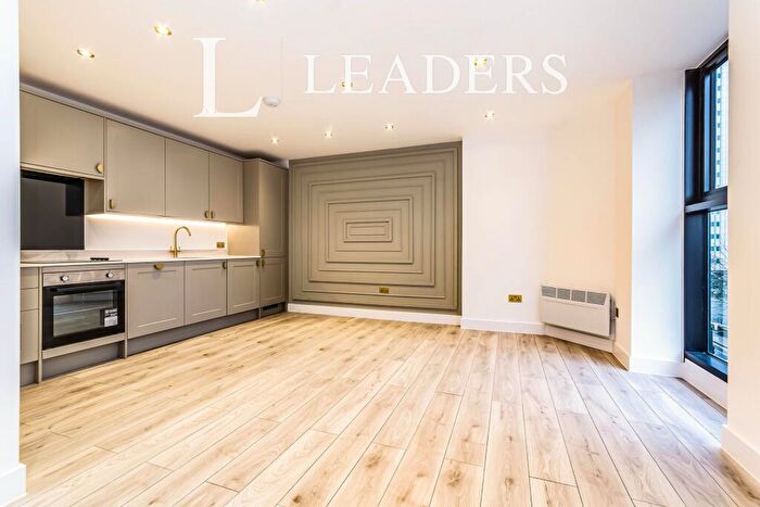 2 Bedroom Apartment To Rent In St Michaels Road, CR0