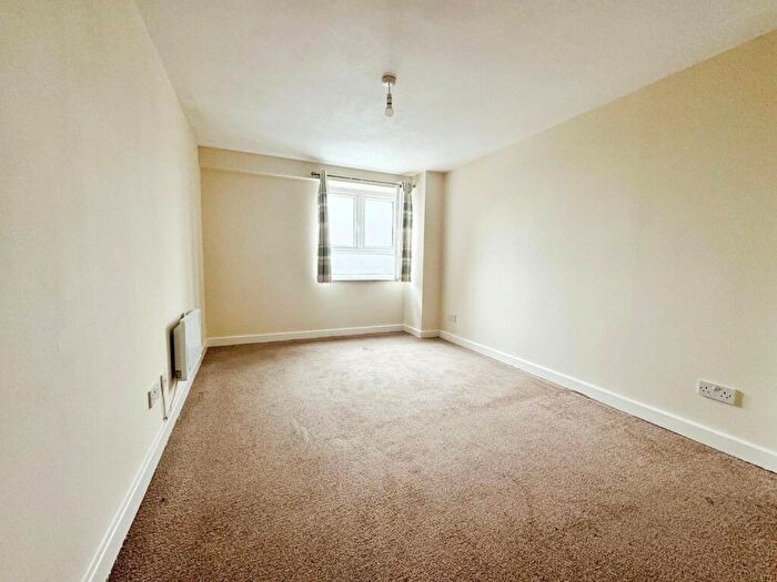 2 Bedroom Apartment To Rent In Highclere Avenue, Salford, Greater Manchester, M7