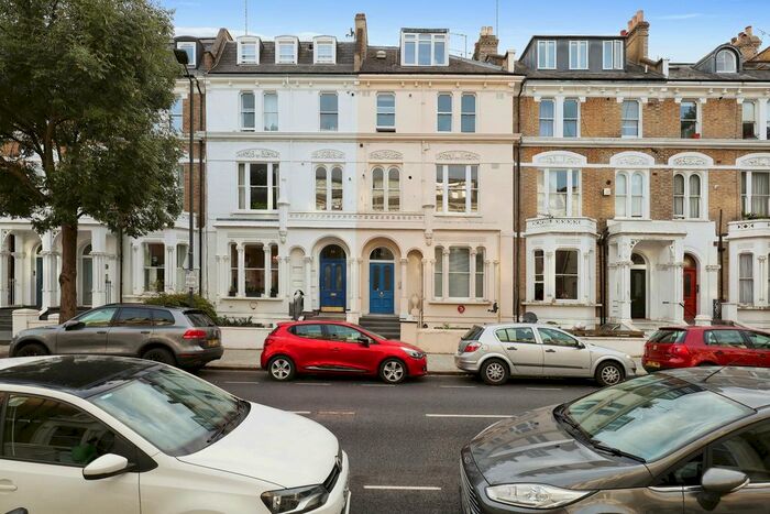 2 Bedroom Flat To Rent In Sinclair Road, London, W14