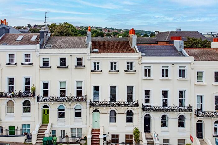 4 Bedroom Apartment For Sale In Roundhill Crescent, Brighton, BN2