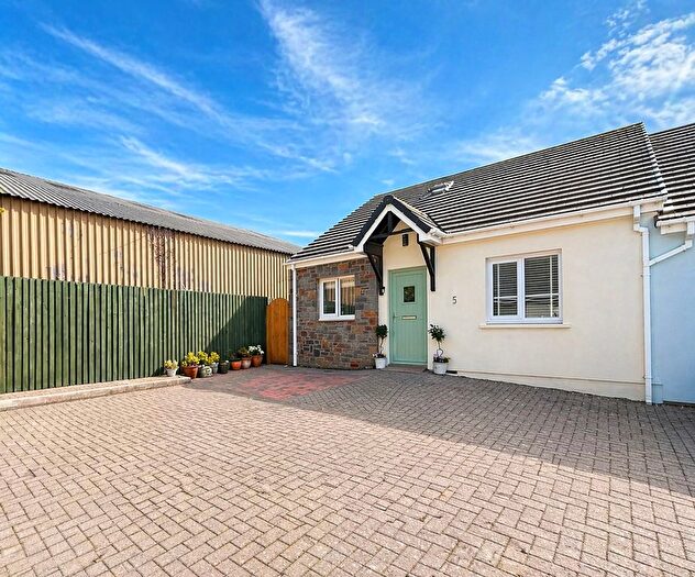 2 Bedroom Bungalow For Sale In St. Annes Drive, New Hedges, Tenby, SA70