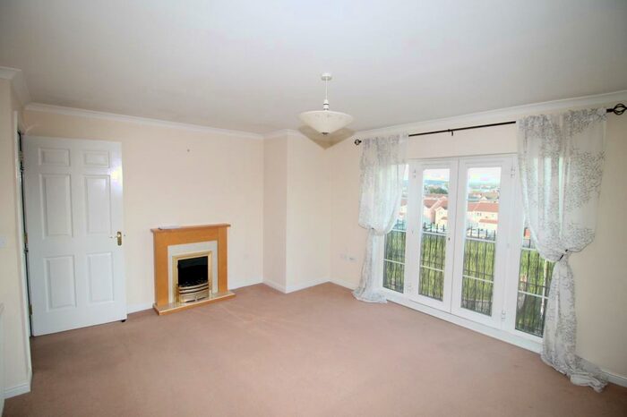 2 Bedroom Flat To Rent In Inverewe Place, Dunfermline, KY11