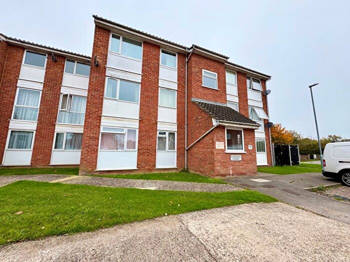 2 Bedroom Flat To Rent In Raeburn Court, Chelmsford, Essex, CM1
