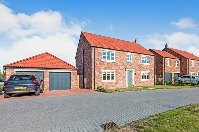 5 Bedroom Detached House For Sale In Walbut Close, North Duffield, Selby, North Yorkshire, YO8