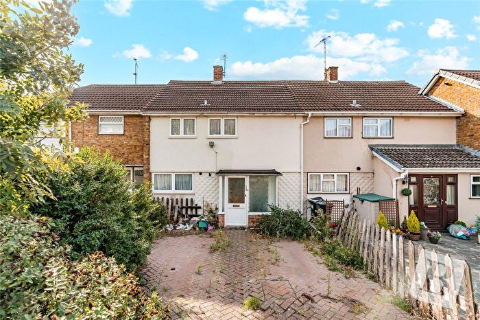 3 Bedroom Terraced House For Sale In Nether Priors, Basildon, Essex, SS14