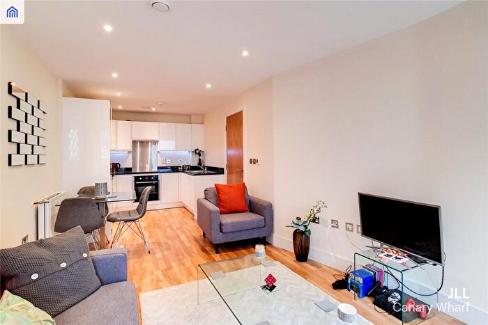 1 Bedroom Flat To Rent In Elite House, London, E14