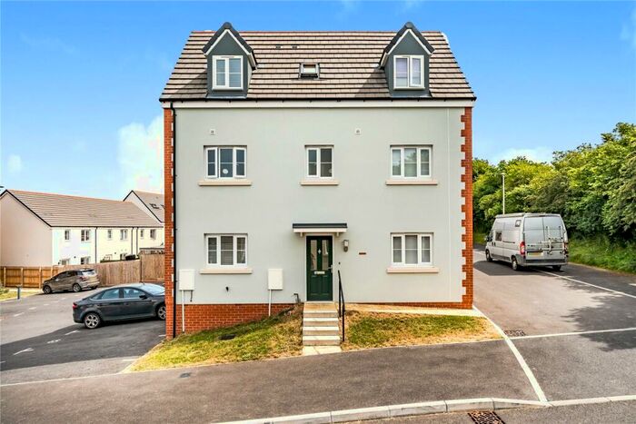 4 Bedroom Detached House For Sale In Oaktree Road, South Molton, EX36