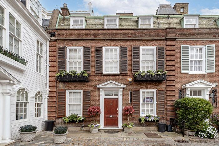 3 Bedroom Terraced House For Sale In Lowndes Close, Belgravia, London, SW1X