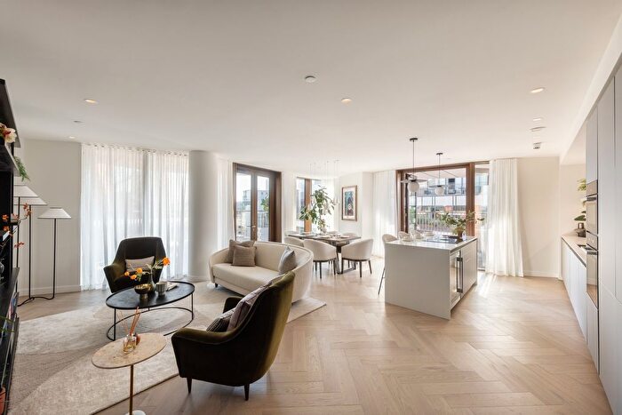 3 Bedroom Flat For Sale In Triptych, Bankside, SE1