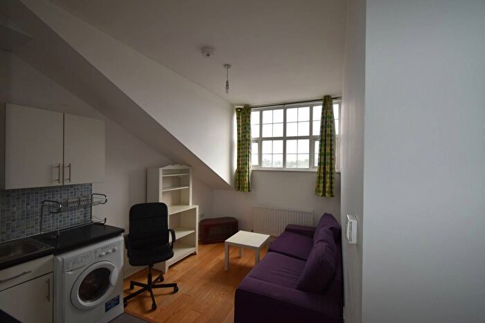 1 Bedroom Flat To Rent In Harrow, HA1