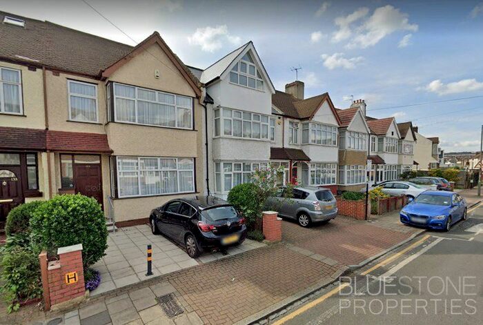4 Bedroom Terraced House To Rent In Fishponds Road, London, SW17