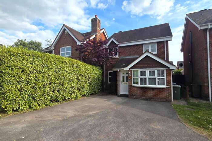 3 Bedroom Detached House For Sale In Partridge Close, Fareham, PO16