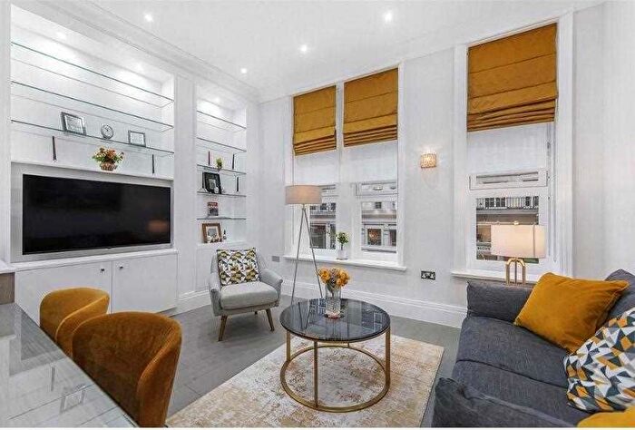 2 Bedroom Flat To Rent In Berkeley Street, London, W1J