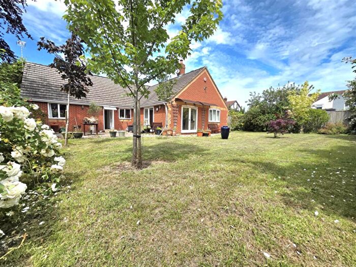 4 Bedroom Bungalow For Sale In Tuffley Avenue, Gloucester, GL1